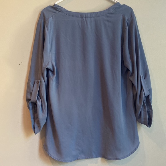 Lush blue blouse - Picture 2 of 3